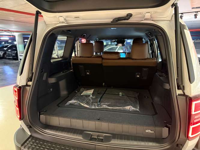 TOYOTA LAND CRUISER PRADO HEV 2026