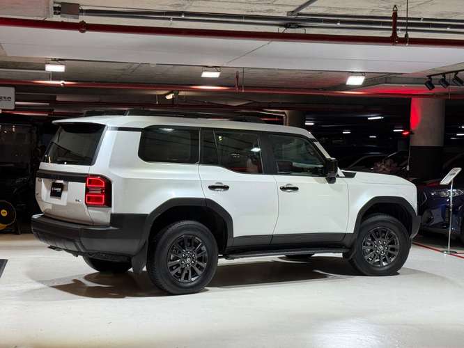 TOYOTA LAND CRUISER PRADO HEV 2026
