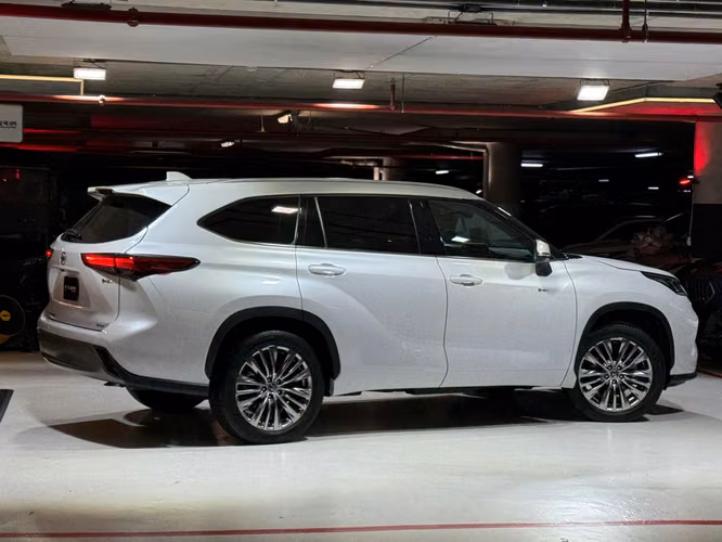 TOYOTA HIGHLANDER HEV 2025 - Imagen 7