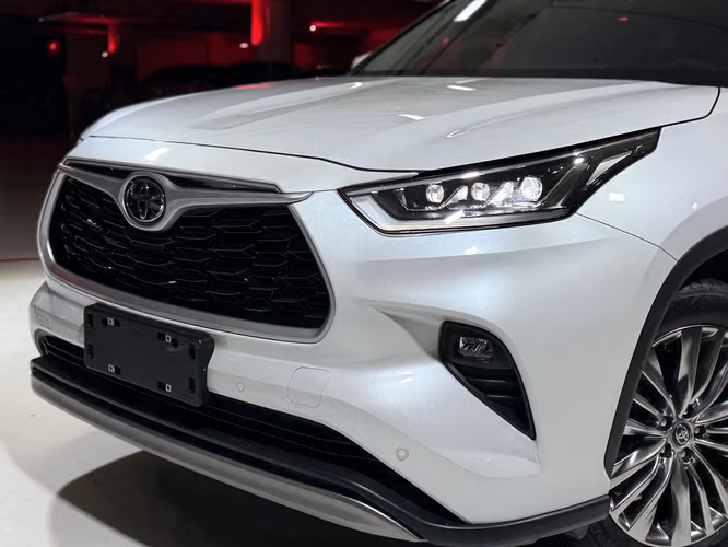 TOYOTA HIGHLANDER HEV 2025 - Imagen 3