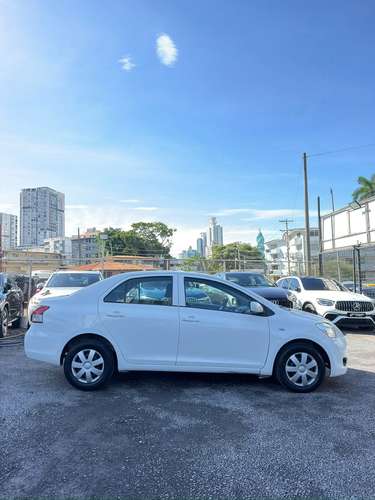TOYOTA YARIS 2007