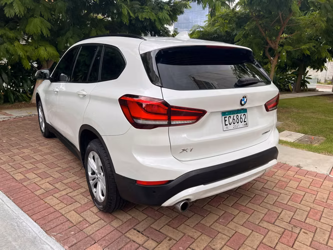 BMW X1 SDRIVE 18i