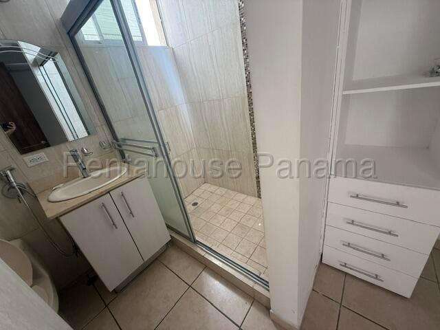 Se alquila apartamento en Hato Pintado GCEA27-1387