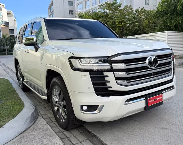 Toyota Land Cruiser 2023 Modelo ZX  - Imagen 2