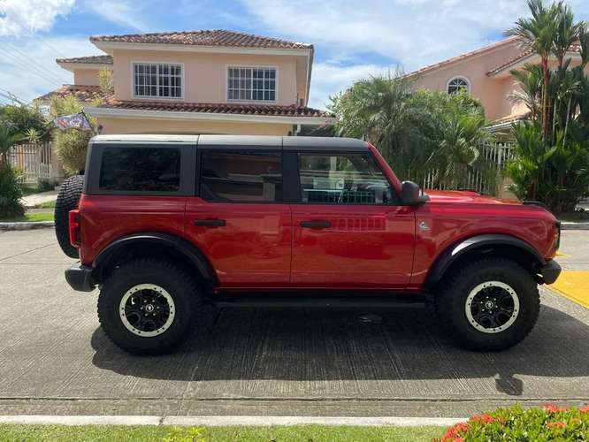Ford Bronco Black Diamond Sasquatch 2023 COMO NUEVO 
