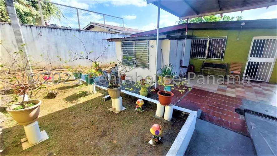Se Vende Casa en Rio Abajo GC26-4494