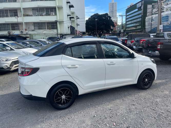 HYUNDAI GRAND I10 2023 MANUAL  - Imagen 3