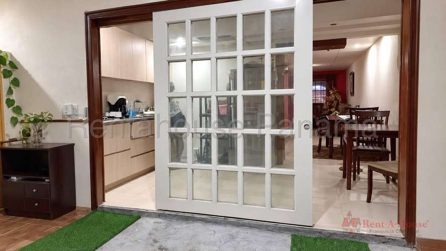Se Vende Casa en Las Acacias GC27-2626