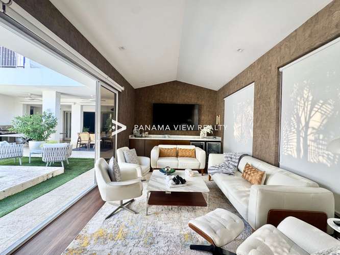 FAIRWAY ESTATES - SANTA MARIA