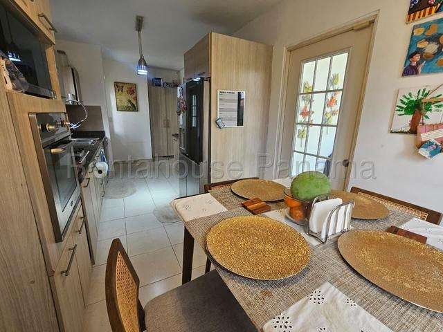 Casa en Alquiler en Versalles  Juan Diaz CIG272833 - Imagen 8