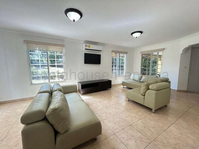 Casa Parcialmente Amoblada en Alquiler en Diablo CIG272353 - Imagen 6