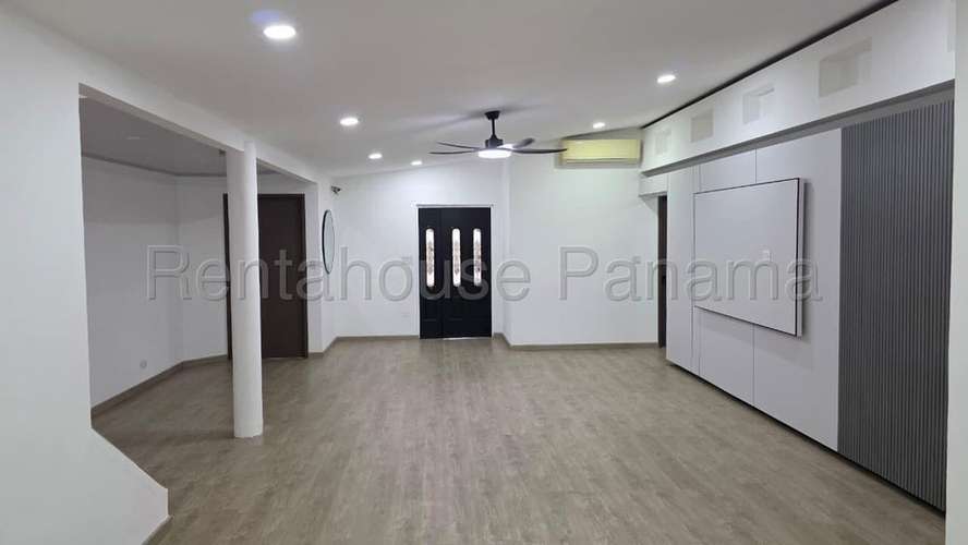 Venta de casa en Brisas del Golf KA27-2083