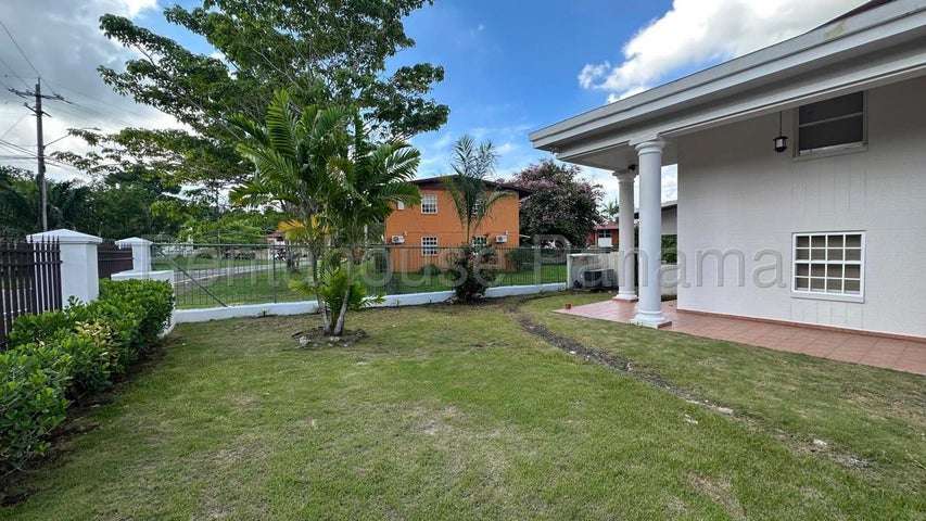Casa Parcialmente Amoblada en Alquiler en Clayton CIG262295 - Imagen 18