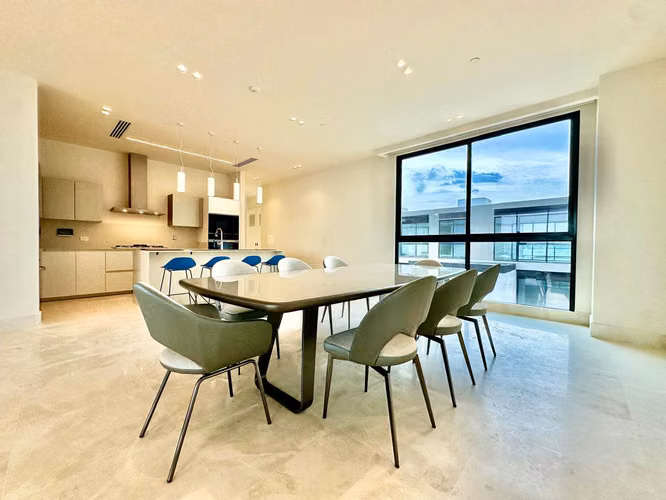 Alquiler exclusivo en Ocean Reef: lujoso apartamento frente al mar en P.H. Casa del Mar - Imagen 14