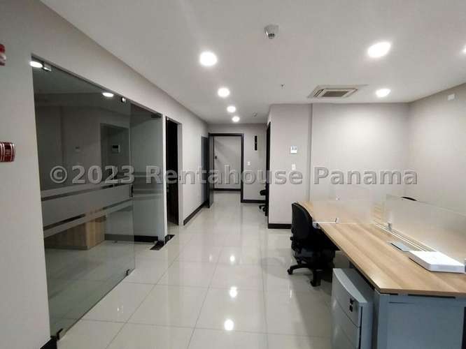 Alquiler de Oficina en Calle 50 KA27-2498 (NO BROKERS)