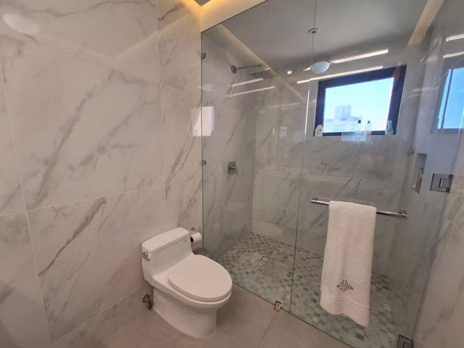 ALQUILER APARTAMENTO AMOBLADO PARQUE DEL MAR II 202M2 - Imagen 13