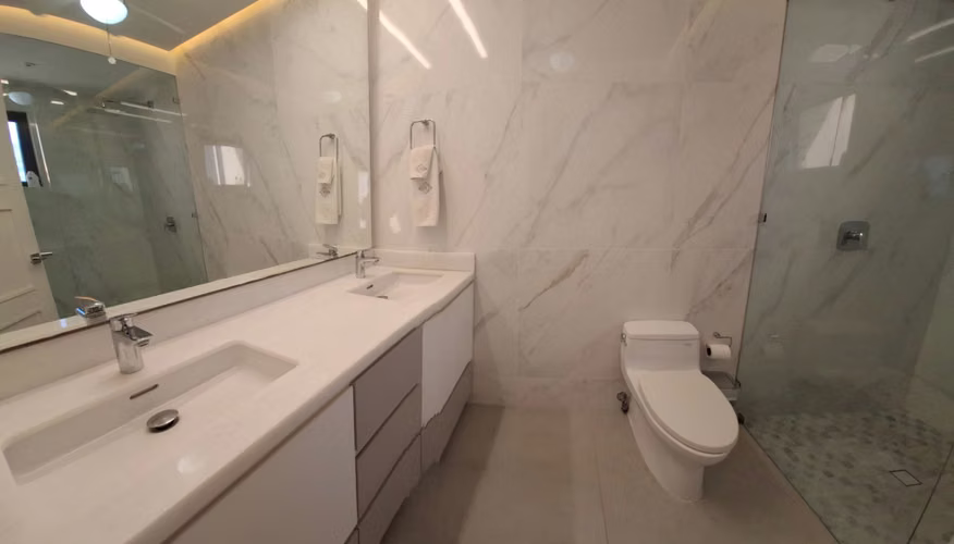 ALQUILER APARTAMENTO AMOBLADO PARQUE DEL MAR II 202M2 - Imagen 12