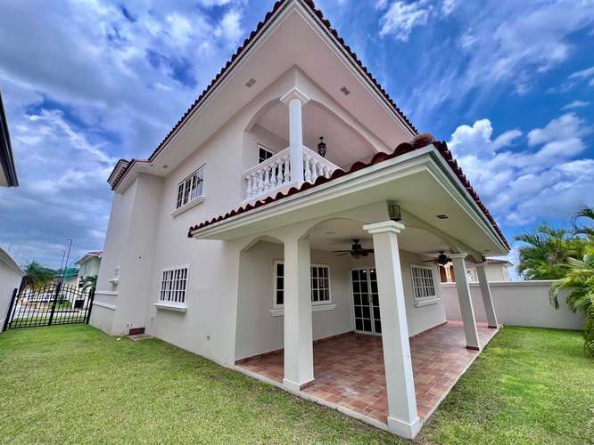 VENTA DE CASA EN RAINFOREST VILLA  - Imagen 10