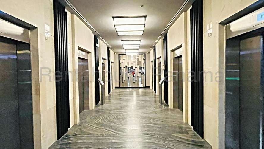 Alquiler de oficina en Obarrio AK - Imagen 12