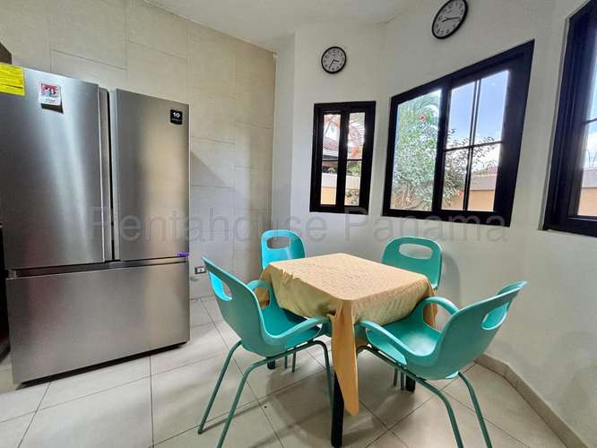Venta de casa en Costa Sur AK