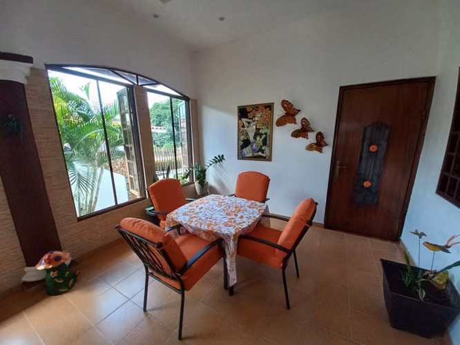 Venta de hermosa y amplia casa con anexo independiente en Penonomé - Imagen 13