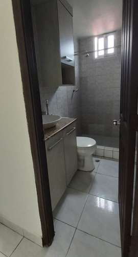 Se alquila apartamento en Carrasquilla  - Imagen 6