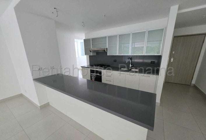 ALQUILER DE APARTAMENTO CON TERRAZA 200 MTS EN CLAYTON 27-2467/GMB