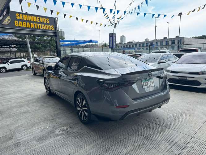 Nissan Sentra 2024