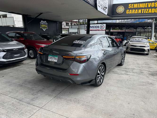 Nissan Sentra 2024