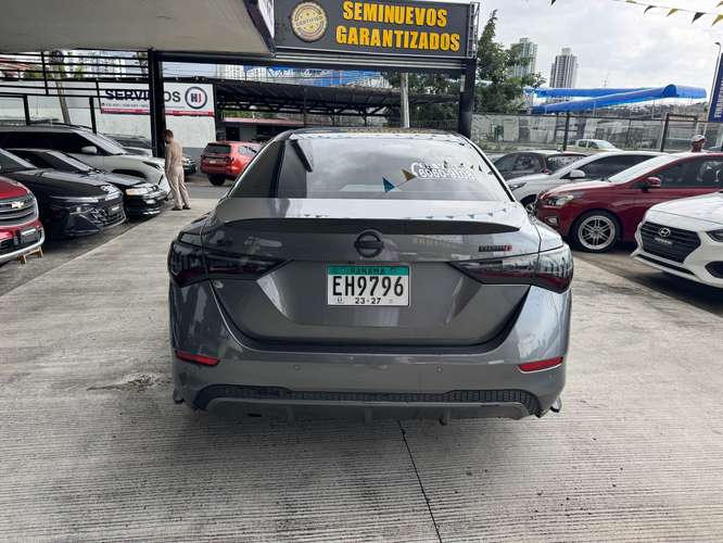 Nissan Sentra 2024