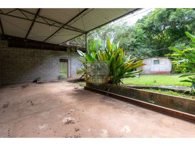 SE VENDE GALERA EN LA CHORRERA, CERCA  A MYSTIC CITY