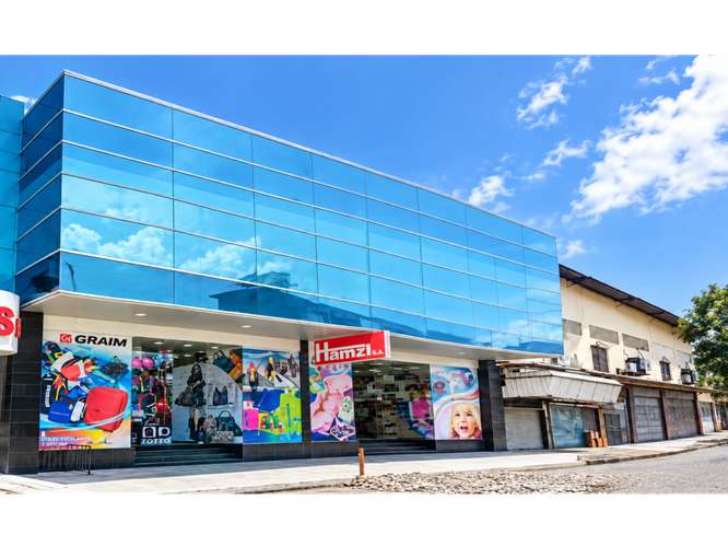 SE ALQUILA LOCAL COMERCIAL EN LA ZONA LIBRE  DE COLON DE 2 NIVELES