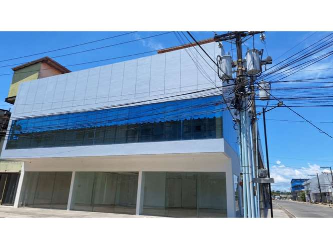 COLON / ZONA LIBRE / EDIFICIO COMERCIAL / 630M / 3 LOCALES / 2 NIVELES - Imagen 2
