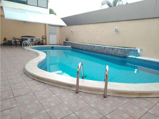 EDIFICIO DE OFICINAS EN VENTA EN URBANIZACIÓN EL CARMEN