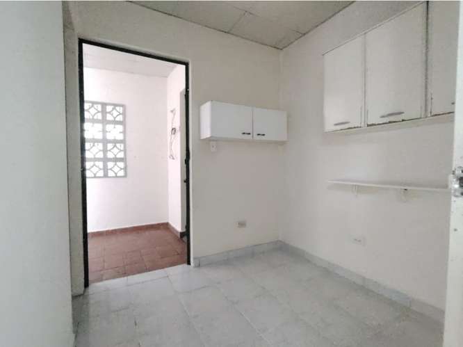 SE VENDE CASA EN VILLA LUCRE