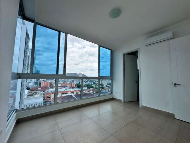 VENTA DE APARTAMENTO EN BELLA VISTA, PH VISTA BALBOA - Imagen 9