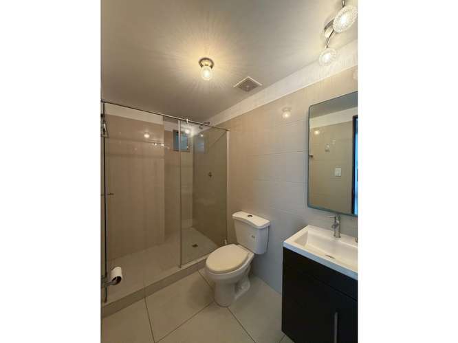 Apartamento con Vista en PH Midrise, Woodlands, Panamá Pacífico