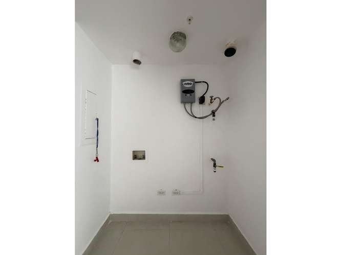 Apartamento con Vista en PH Midrise, Woodlands, Panamá Pacífico