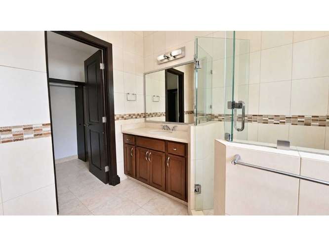 VENTA CASA COSTA DEL ESTE (MR) - Imagen 9
