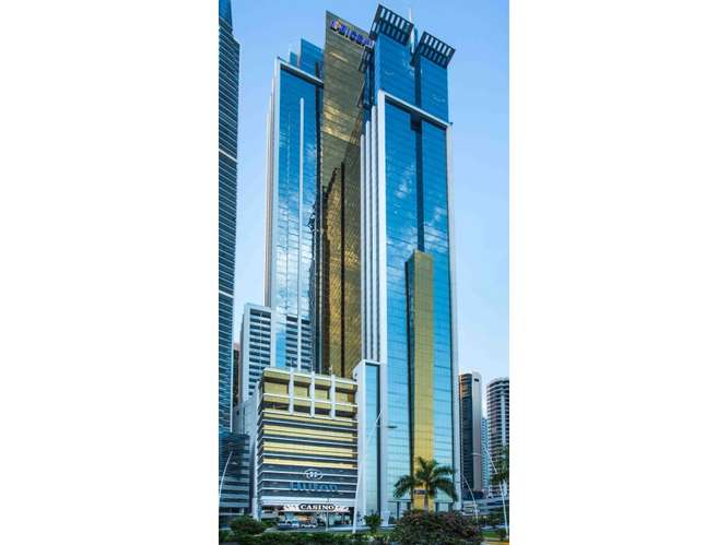 Venta o alquiler de oficina de 108 mts/ Torre Bicsa - Imagen 12
