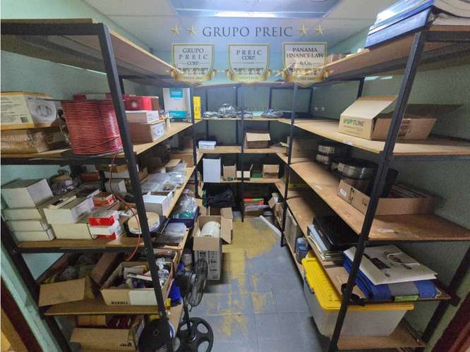 Alquilo  Local comercial  | RIO ABAJO | 500  mts | M.M