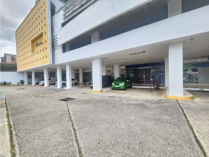 Local comercial en alquiler en San Francisco – 84 m² - Imagen 4