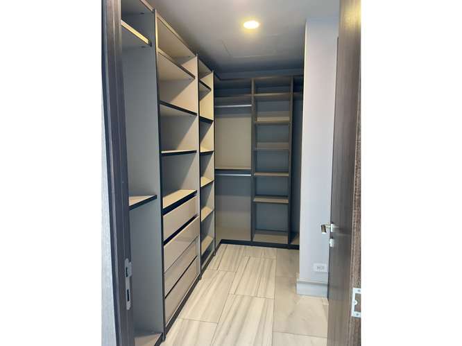 ALQUILER DE APARTAMENTO AMOBLADO EN THE TOWERS, PAITILLA 329 M2