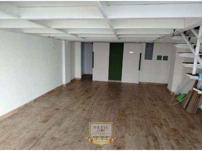 Alquilo local comercial en Plaza de San Francisco L.T