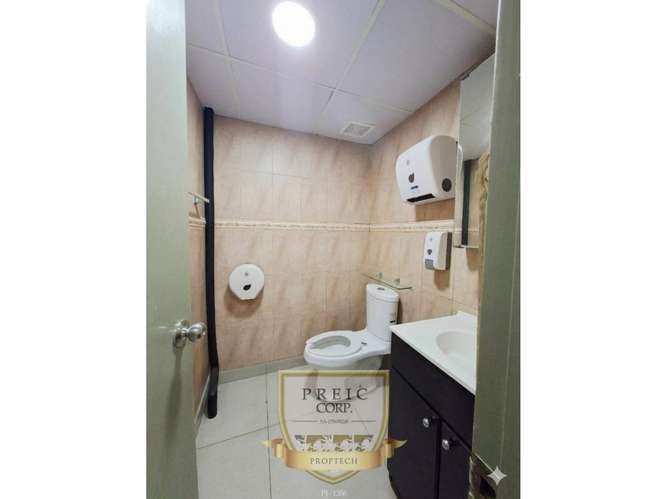 Alquilo local comercial en Calle 50 San Francisco L.T - Imagen 8