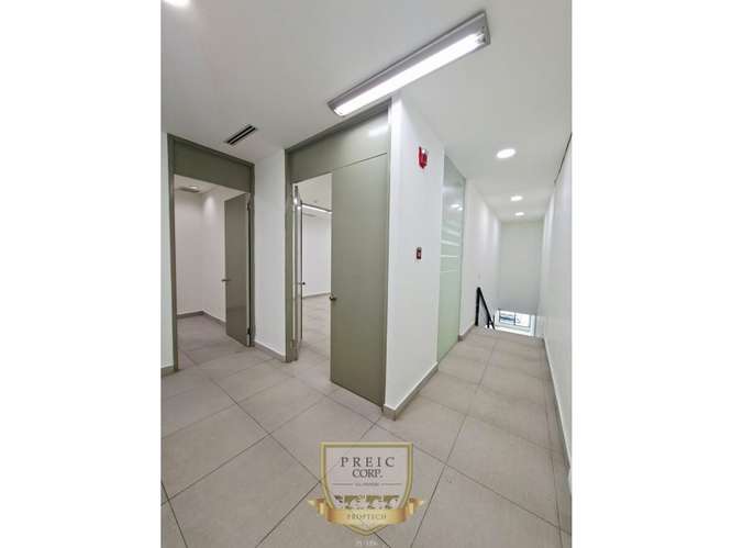 Alquilo local comercial en Calle 50 San Francisco L.T - Imagen 2