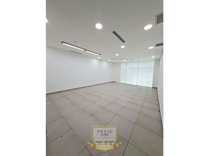 Alquilo local comercial en Calle 50 San Francisco L.T - Imagen 7