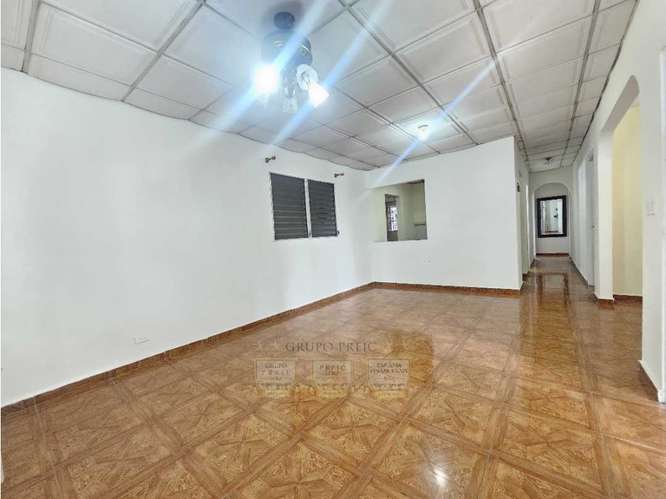 Casa en venta en Praderas de San Antonio con 4 parking G.S - Imagen 10
