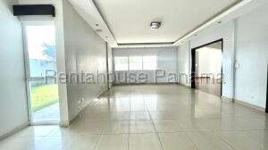Casa en Venta en Altos de Panama 26jack7209