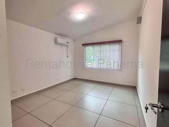 Alquiler de Casa en Brisas Del Golf Club de Golf 230 Mts PD - Imagen 13